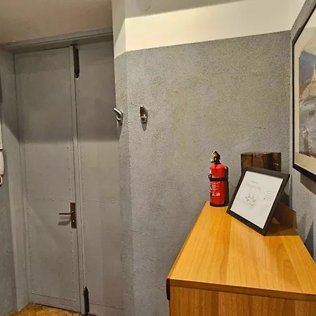 Comfy Vibe In The Heart Of Apartmán Rijeka