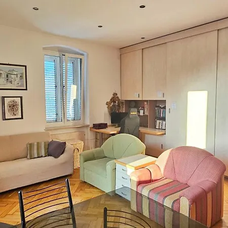 Comfy Vibe In The Heart Of *